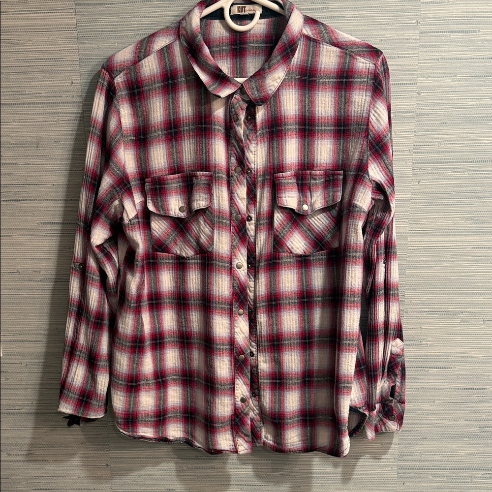 Kut from the Kloth Women's Plaid Button Down Shirt in Red and White